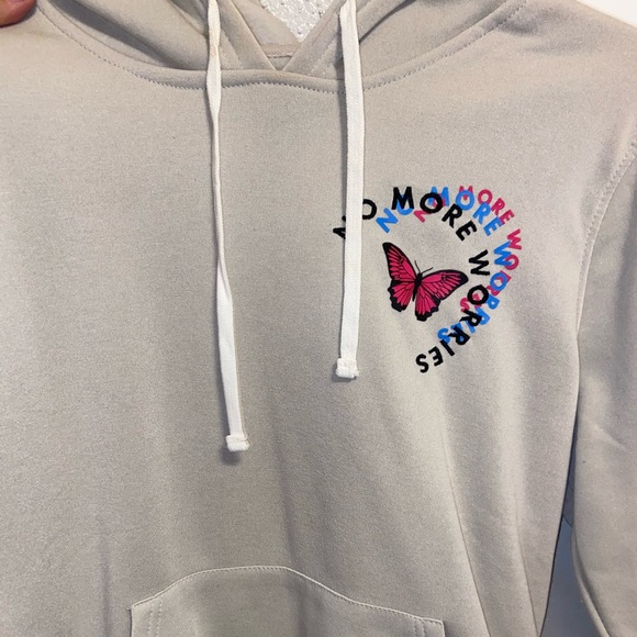 Sweater/hoodie - Picture 2 of 2